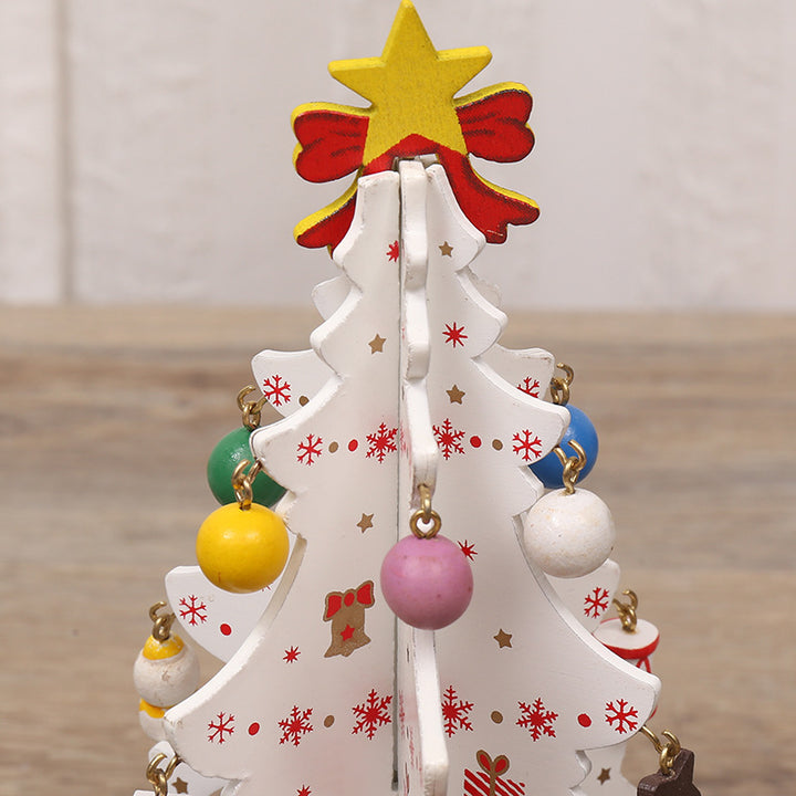 Christmas tree scene decoration by 253444