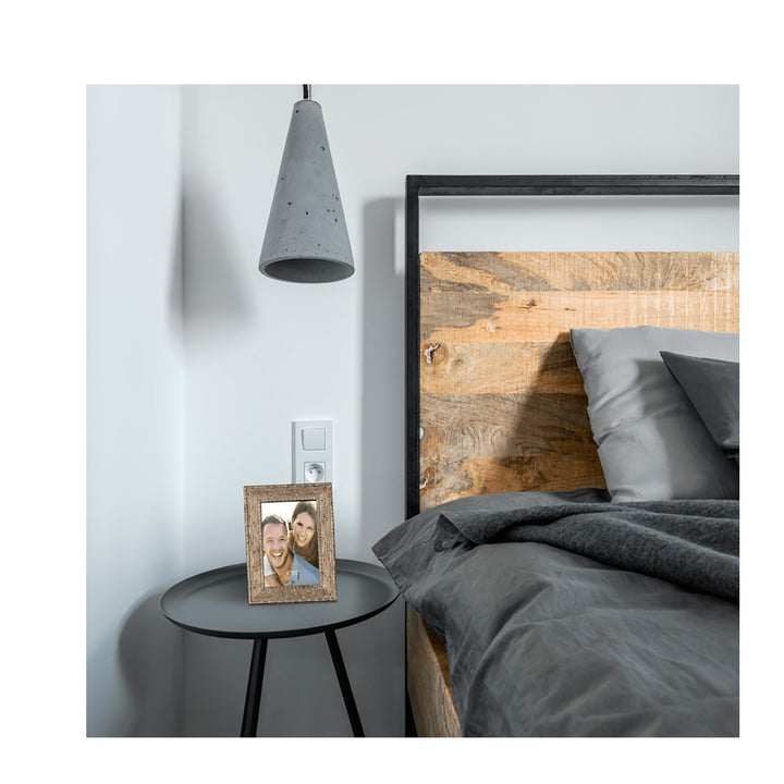 Porta Retrato Neoclássico Up Home para Fotos e Decoração de Sala