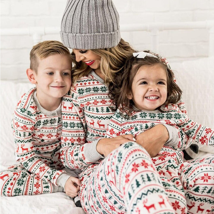 Pijamas Familiares de Natal Conforto Pai Mãe Filhos Leves