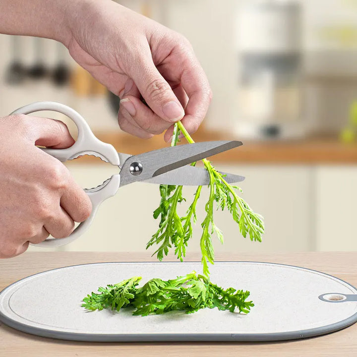 Tesouras de cozinha multiuso, tesoura 2 em 1 de aço inoxidável com descascador de vegetais para ervas, frango, peixe, máquina de lavar louça segura by Casa Perfeita