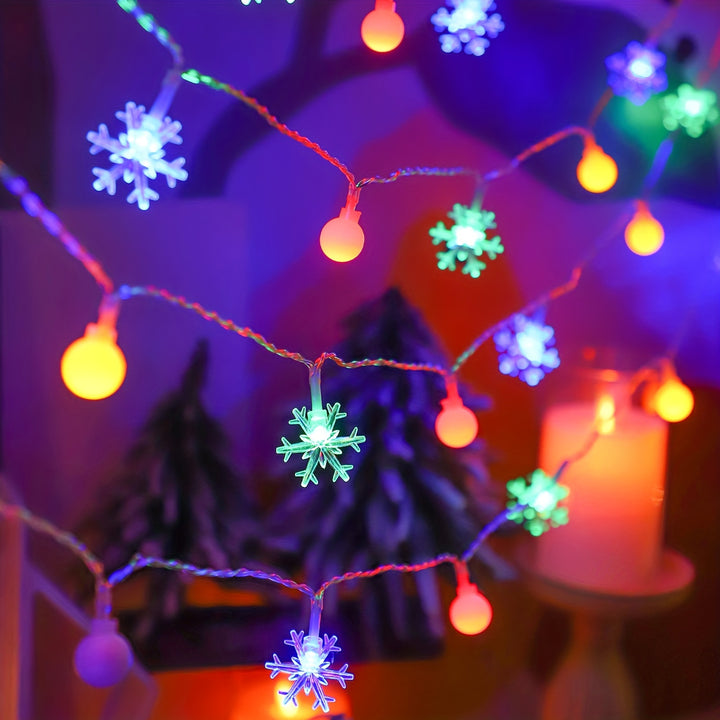 Luzes de Natal Brancas Bolas Floco de Neve Casa BZ4088W by Casa Perfeita