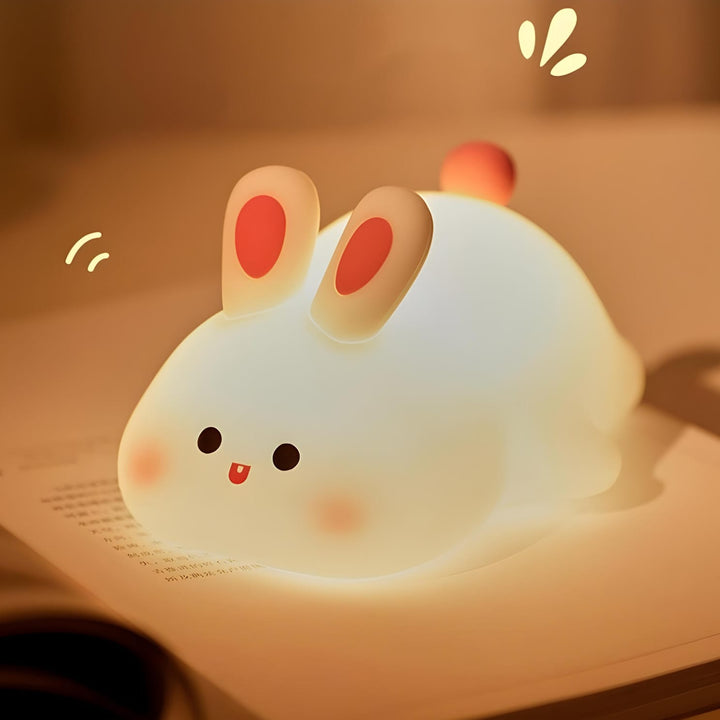 Luminária Infantil Abajur LED Siliconado Coelhinho AKL-L003